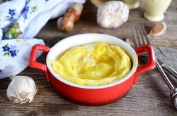 Омлет на пару в мультиварке - шаг 10