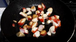 Омлет с сыром и крабовыми палочками