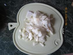 Омлет с рыбой тунцом