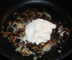 название картинки Опята в сметане