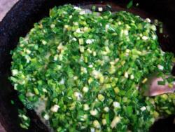 Осетинские пироги с зеленым луком