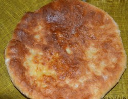 Осетинский пирог с картошкой и сулугуни