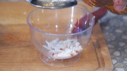 Острая закуска из баклажанов с помидорами