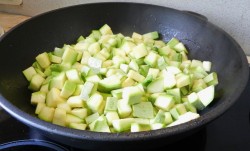 название картинки Кабачки по грузински с грецкими орехами