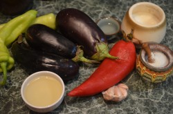 Острые баклажаны на зиму закуска - шаг 1