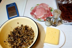 название картинки Отбивная свиная под сыром с грибами