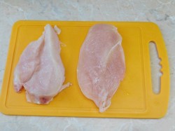 Отбивные из куриной грудки в духовке - шаг 1 Отбивные из куриной грудки в духовке - шаг 1