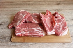 название картинки Отбивные из мяса свинины в духовке