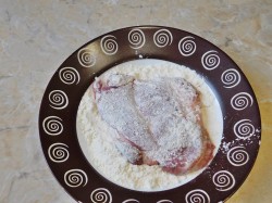 название картинки Отбивные из свинины на сковороде