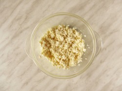 Песочный пирог с творогом и зеленью - шаг 7 Песочный пирог с творогом и зеленью - шаг 7