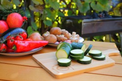 Овощи гриль на мангале