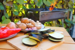 Овощи гриль на мангале