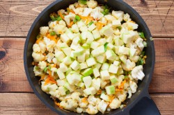 Овощное рагу с цветной капустой - шаг 4 Овощное рагу с цветной капустой - шаг 4