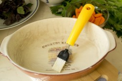 Овощное рагу с мясным фаршем и баклажанами в духовке