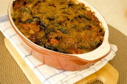 Овощное рагу с мясным фаршем и баклажанами в духовке