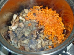 название картинки Овощное рагу с грибами