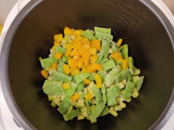 Овощной суп в мультиварке