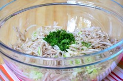 Овощные оладьи из топинамбура