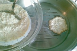 Овсяные блины с чесноком - шаг 8 Овсяные блины с чесноком - шаг 8