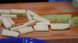 Острые палочки из кабачков в хрустящем кляре - шаг 2 Острые палочки из кабачков в хрустящем кляре - шаг 2