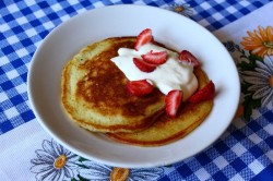 Панкейки кефирные - шаг 10 Панкейки кефирные - шаг 10