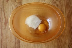 Панкейки кефирные - шаг 2 Панкейки кефирные - шаг 2