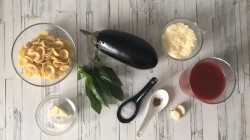 название картинки Паста с баклажанами и помидорами