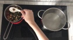 название картинки Паста с баклажанами и помидорами