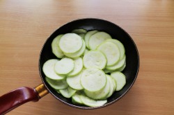 Паста с цукини в сливочном соусе - шаг 3 Паста с цукини в сливочном соусе - шаг 3