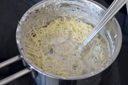 название картинки Паста фетучини с грибами в сливочном соусе