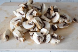 название картинки Паста фетучини с грибами в сливочном соусе