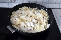 название картинки Паста с куриным филе и беконом