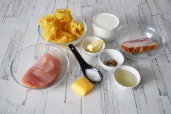 название картинки Паста с куриным филе и беконом