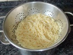 название картинки Паста со шпинатом в сливочном соусе