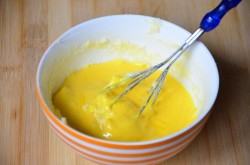 Пасхальная булка с изюмом - шаг 6 Пасхальная булка с изюмом - шаг 6