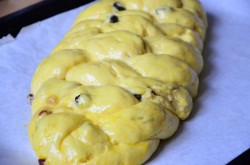 Пасхальная булка с изюмом - шаг 17 Пасхальная булка с изюмом - шаг 17
