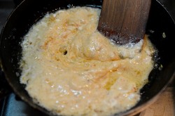 название картинки Печень по строгановски классический