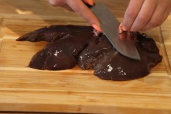 название картинки Печень говядины с луком и яблоками