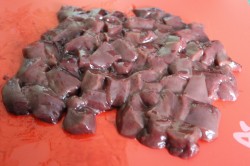 название картинки Печень в горшочках по-русски