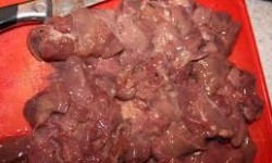 название картинки Печень говяжья тушеная с грибами