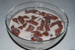 название картинки Печень говяжья тушеная с грибами