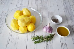 название картинки Печеная картошка в духовке