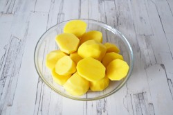 название картинки Печеная картошка в духовке