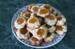 название картинки Печенье Курабье с джемом