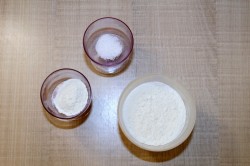 название картинки Хрустящее песочное печенье с кунжутом