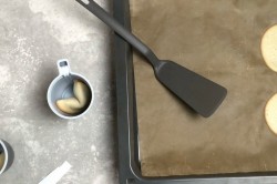 Печенье с предсказаниями китайское - шаг 10 Печенье с предсказаниями китайское - шаг 10