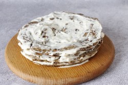 Печеночный торт из говяжьей печени на праздник