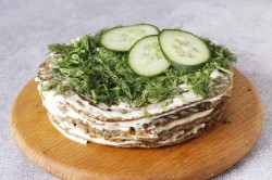 Печеночный торт из говяжьей печени на праздник