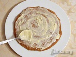 Печеночный торт с морковкой и луком