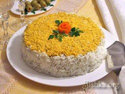 Печеночный торт с морковкой и луком